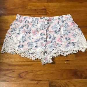 NWT Women’s divided shorts